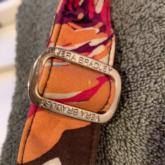 NEW -- Vera Bradley Floral Should Bag - Picture 6 of 12